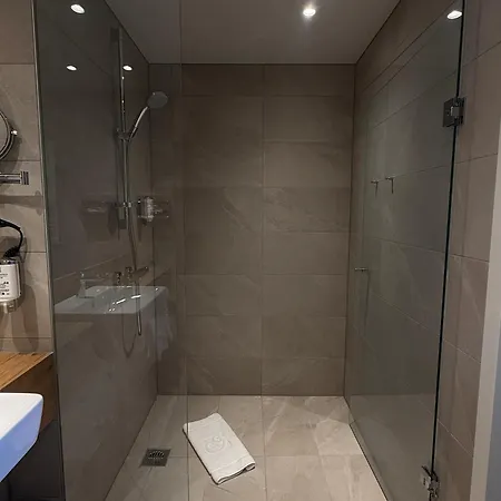 Hotel Trail 3*